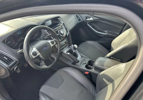 Ford Focus cena 32900 przebieg: 194687, rok produkcji 2014 z Mrozy małe 254